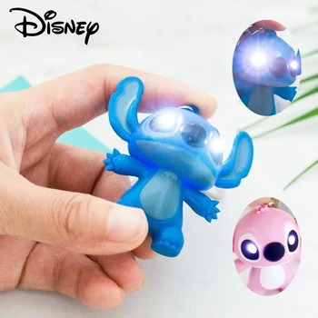 2023 Disney Stitch LED Breloc de Desene animate Anime Cifre Stralucitoare Lumina de Noapte Ochi de Înger Noutate Pandantiv Ornament Jucarii Copii Cadouri